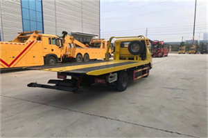 应城非事故拖车